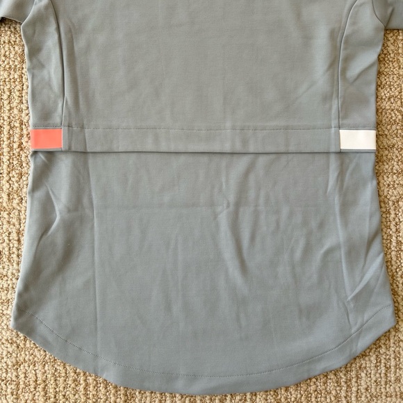 NWOT New Balance Women’s NB Athletics Pullover Hoodie in Light Slate - Small - Picture 5 of 10